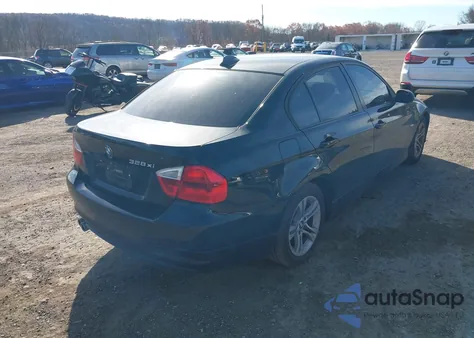 2008 BMW 328Xi z USA, uszkodzony, nr VIN WBAVC73548KP38409
